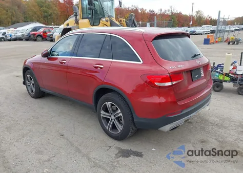 2016 Mercedes-Benz Glc 300 from USA, damaged, VIN WDC0G4JB6GF048140